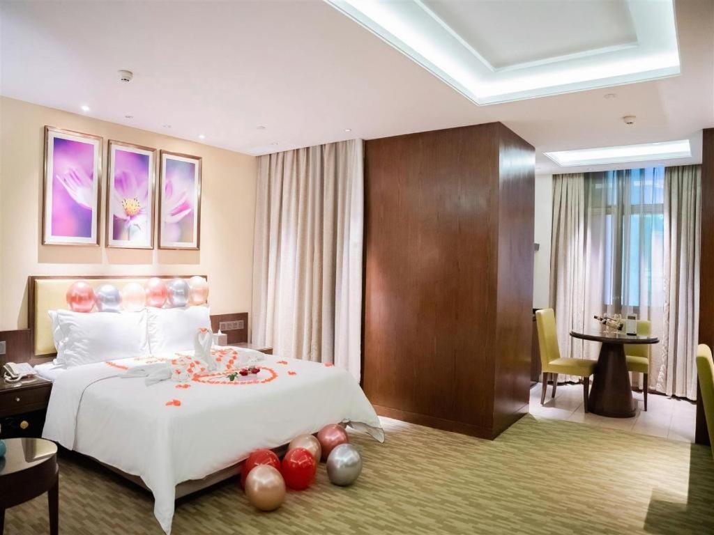 New Regent Hotel Huizhou  Exterior photo