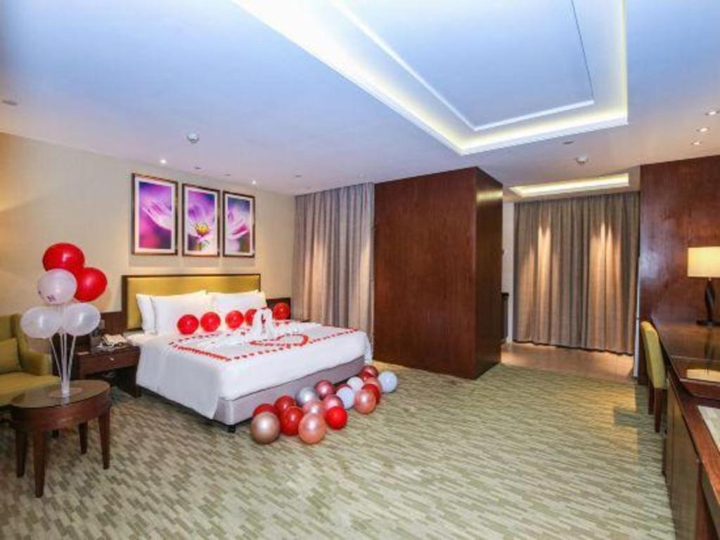 New Regent Hotel Huizhou  Exterior photo